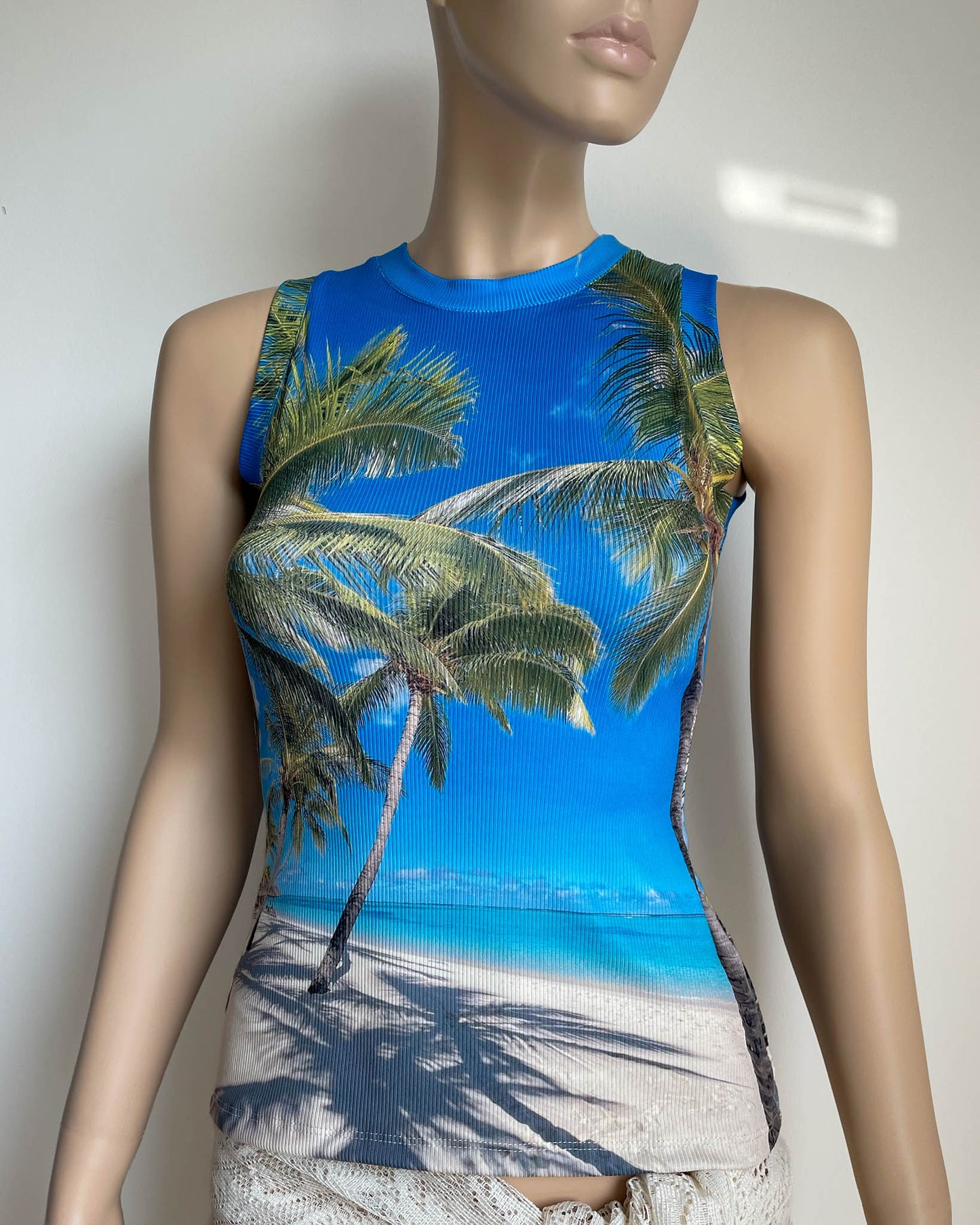Close-up view of Tropical.jpeg Top by Chimera Lab worn on mannequin